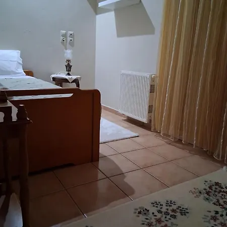Bright Seaside Apartment, * Itea